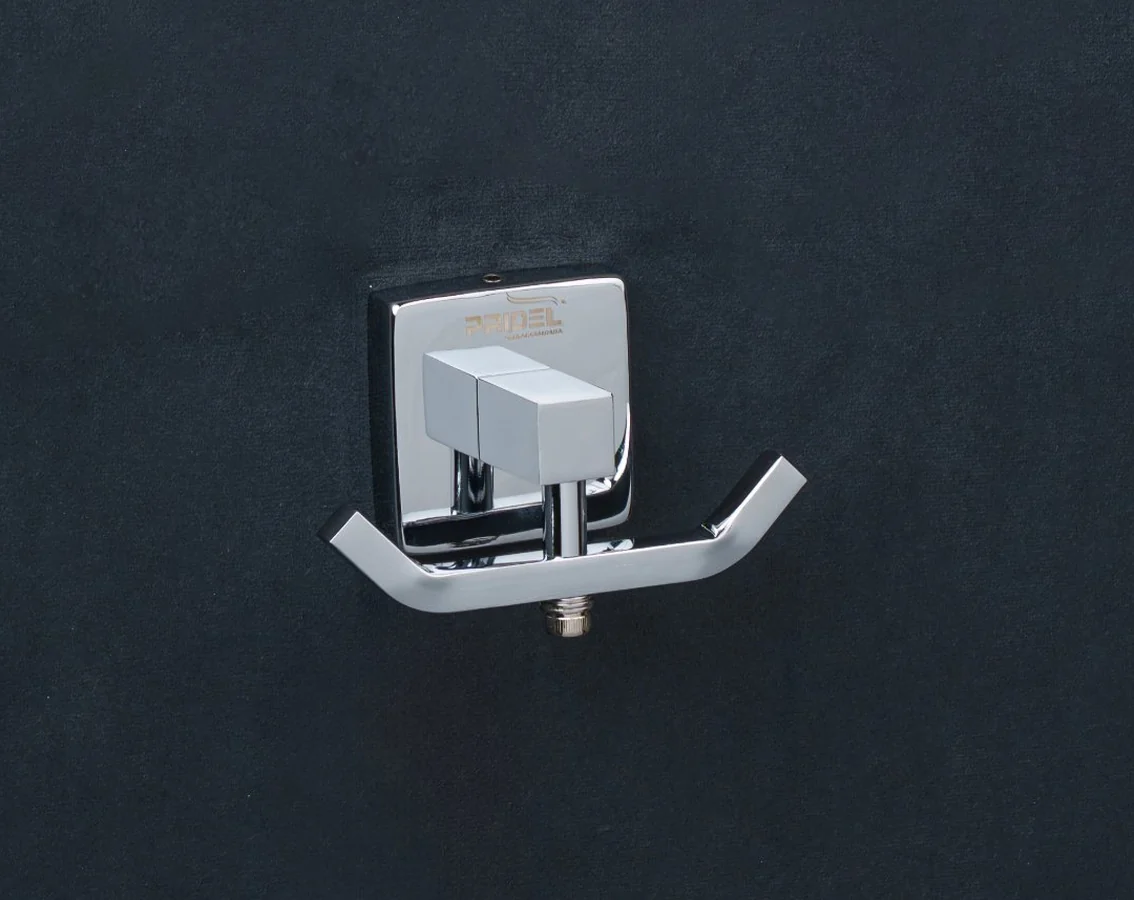 S-709 ROBE HOOK